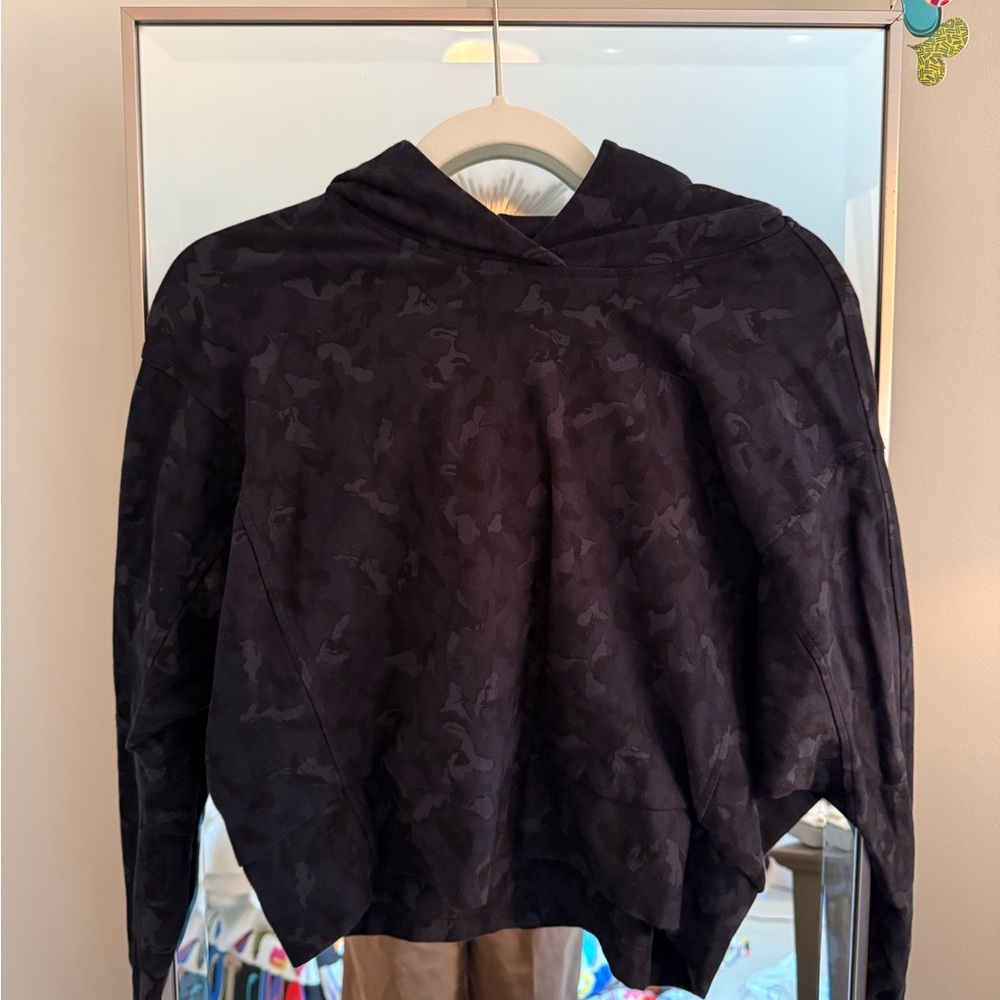 Athleta navy cropped sweatshirt